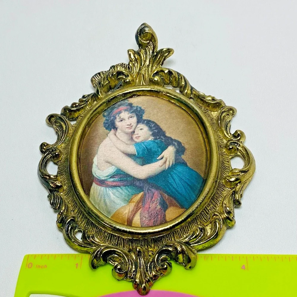 Vintage Mother and Daughter on Silk Padded in Bronze Brass Wall Hanging‎ Frame